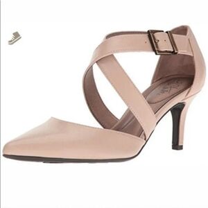 Life Stride Beige Buckled Cross-Strap Pointed-Toe Heels Size 9M